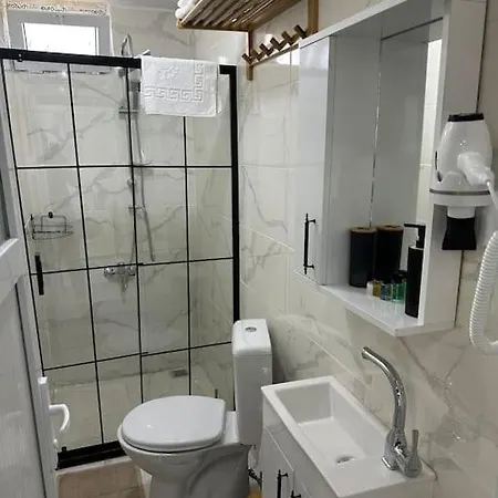 Tayakadin House Apartment *